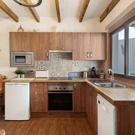 Дом отдыха Amelia House Роке-Негро