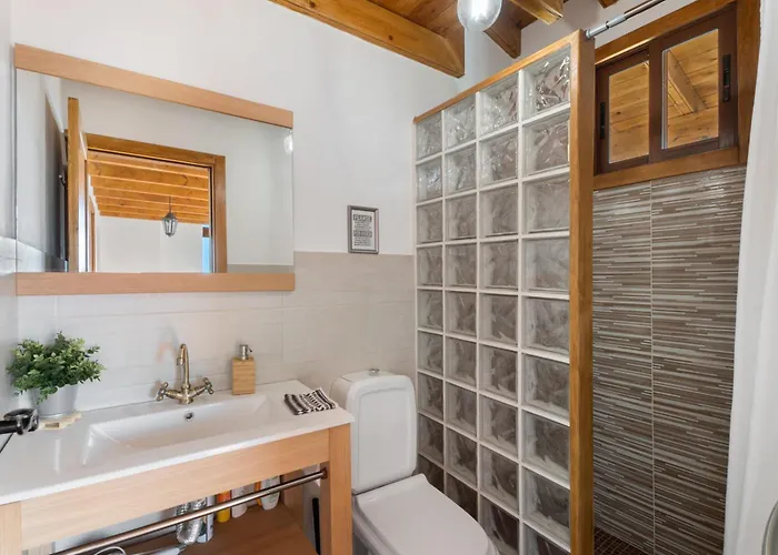 Amelia House * Роке-Негро