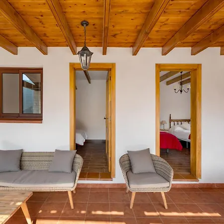 Amelia House Tatil Evi Roque Negro