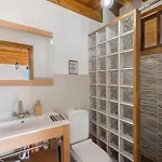 Amelia House * Roque Negro